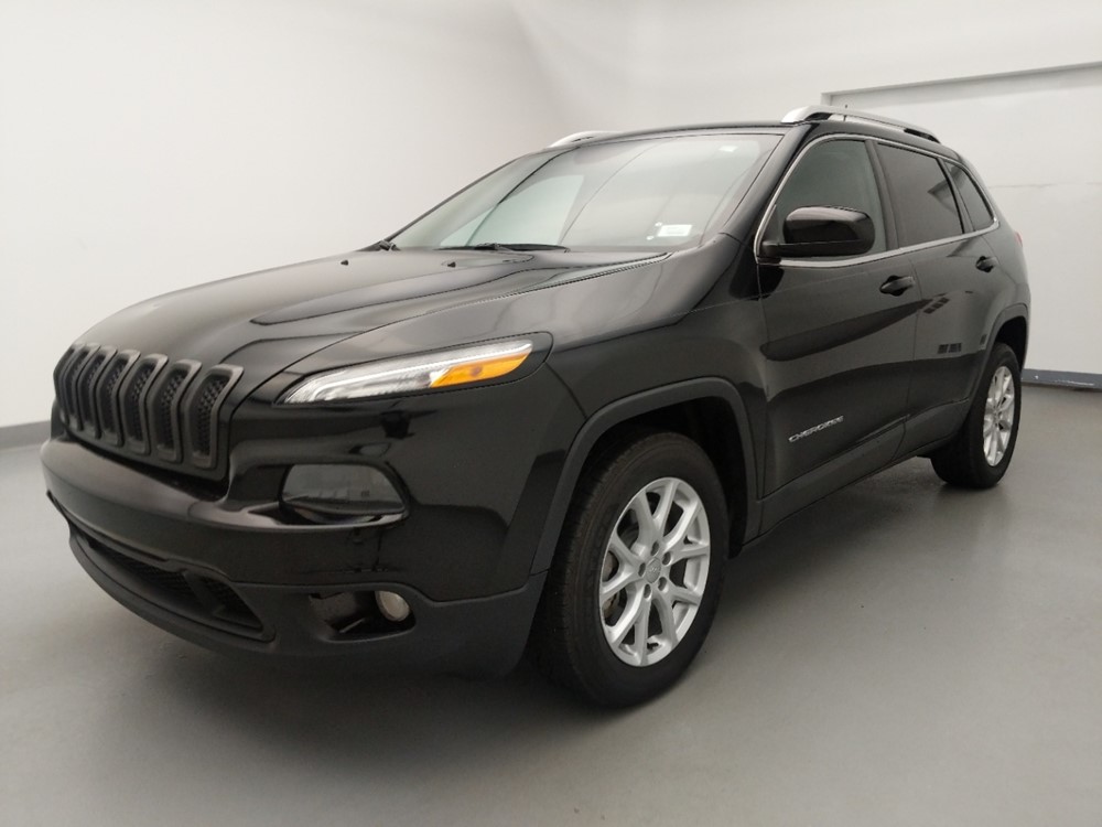 Used 2018 Jeep Cherokee Driver Front Bumper