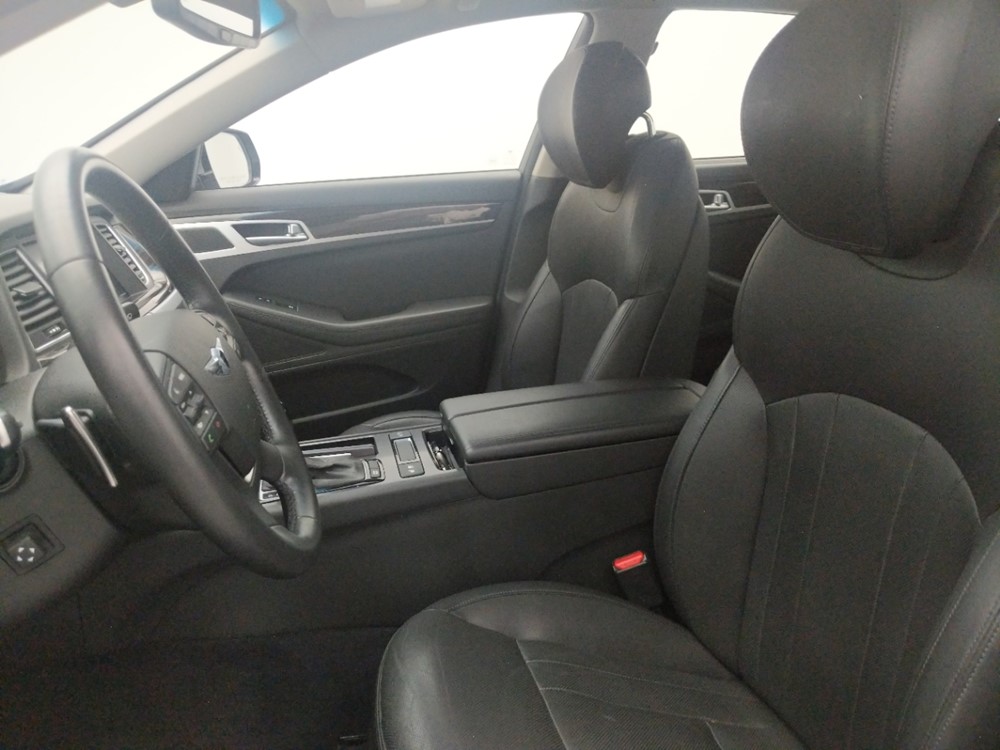 2016 Hyundai Genesis - Driver Front Seat