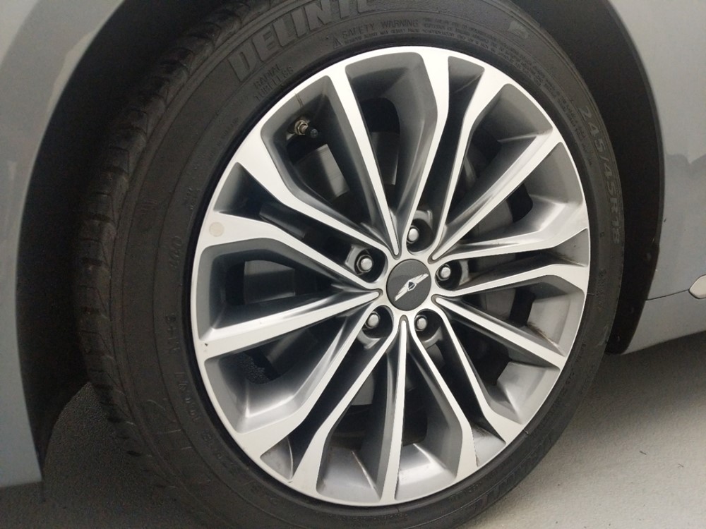 2016 Hyundai Genesis - Wheel