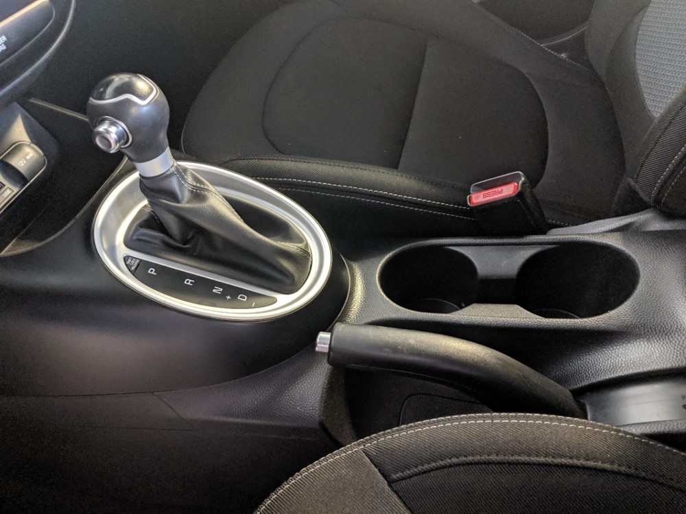 2017 Kia Soul - Center Console/Cup Holders