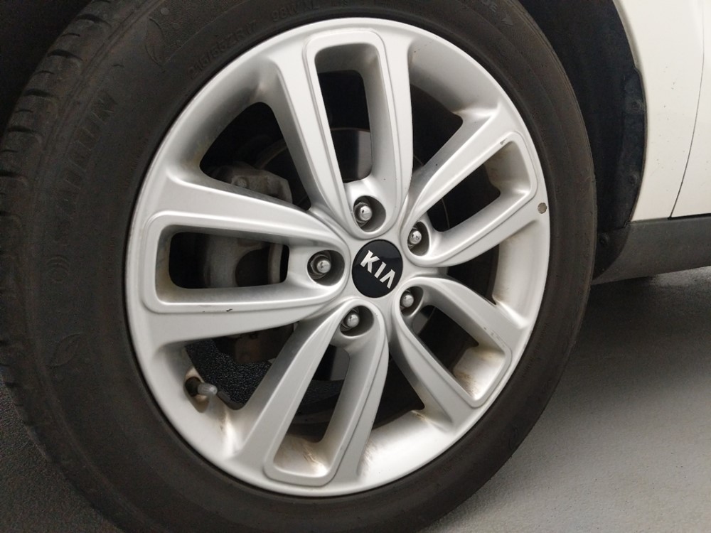 2017 Kia Soul - Wheel