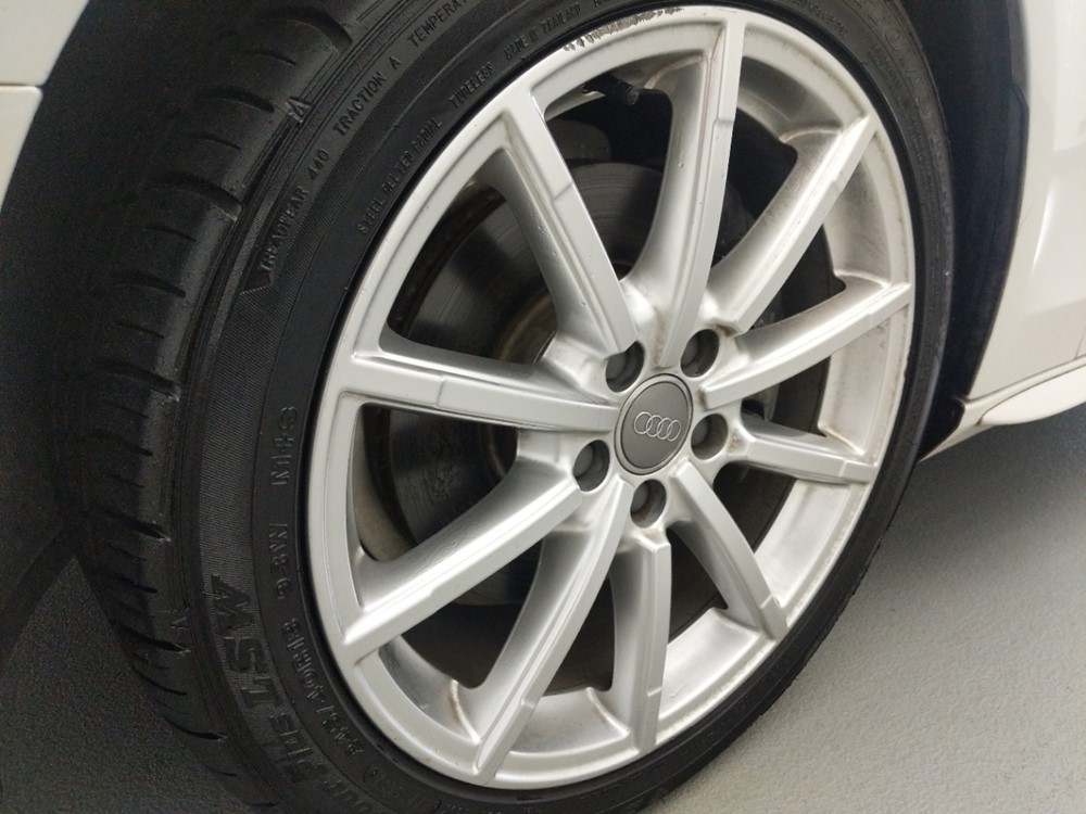 2016 Audi A4 - Wheel