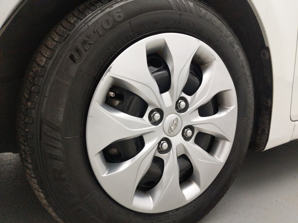 2017 Hyundai Accent - Wheel