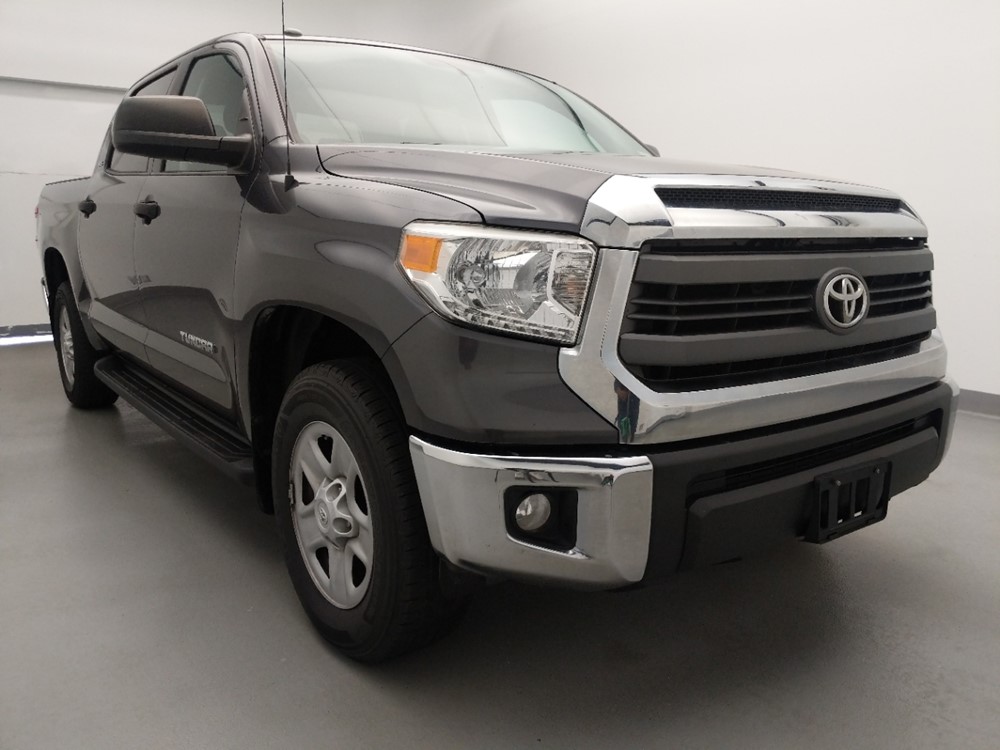 2014 Toyota Tundra - Passenger Front Bumper