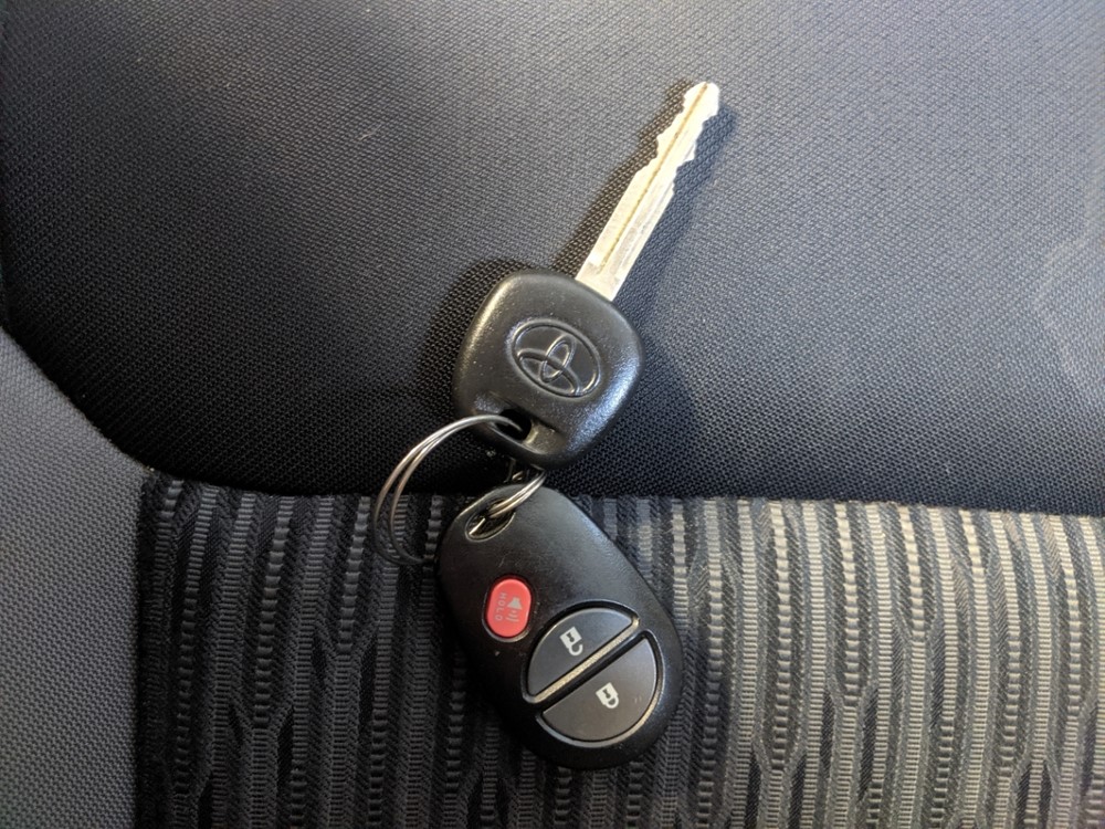 2014 Toyota Tundra - Keys