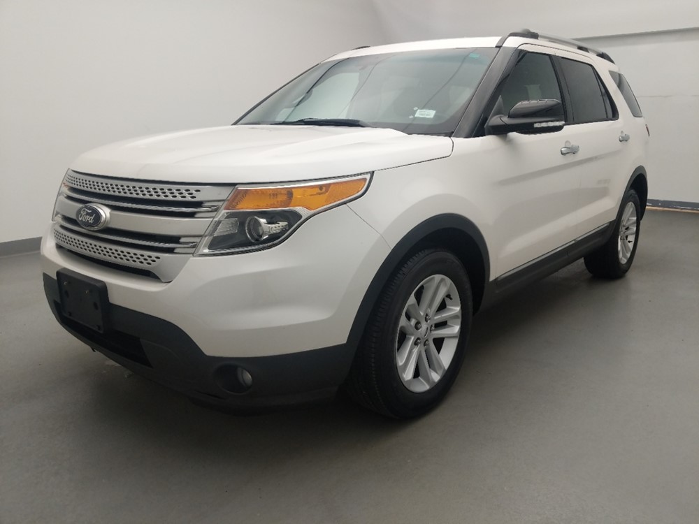 Used 2013 Ford Explorer Driver Front Bumper
