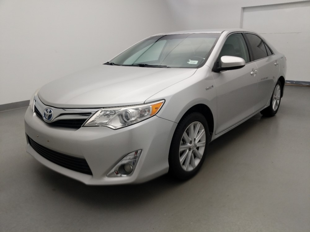 Used 2012 Toyota Camry Driver Front Bumper