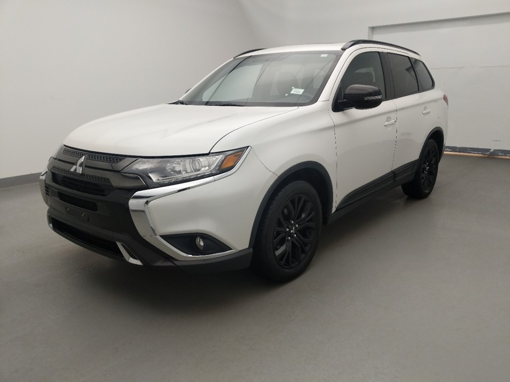 Used 2019 Mitsubishi Outlander Driver Front Bumper