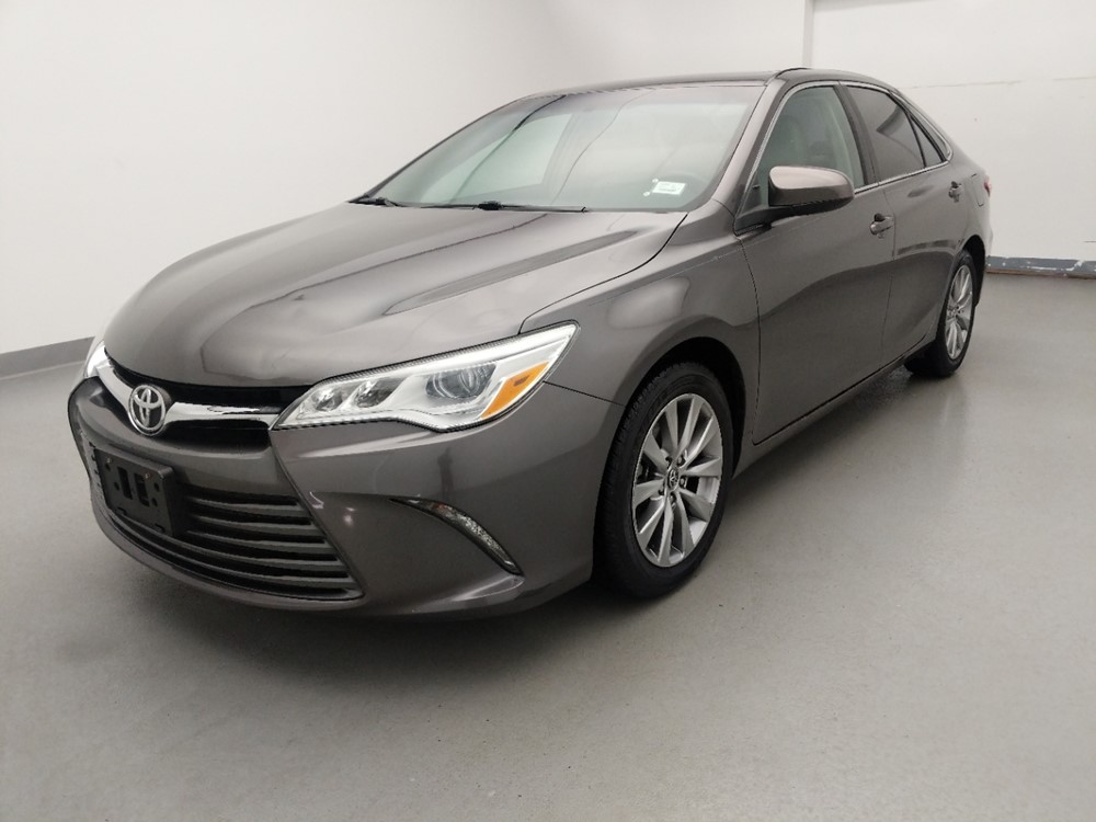 Used 2015 Toyota Camry Driver Front Bumper