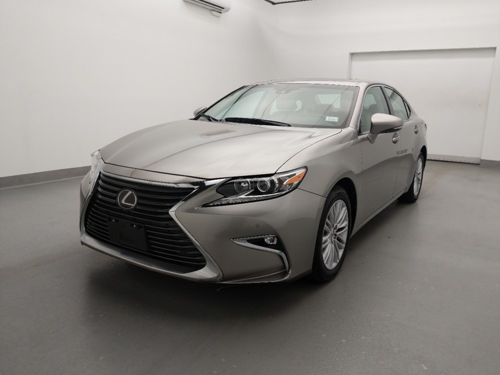 Used 2017 Lexus ES 350 Driver Front Bumper