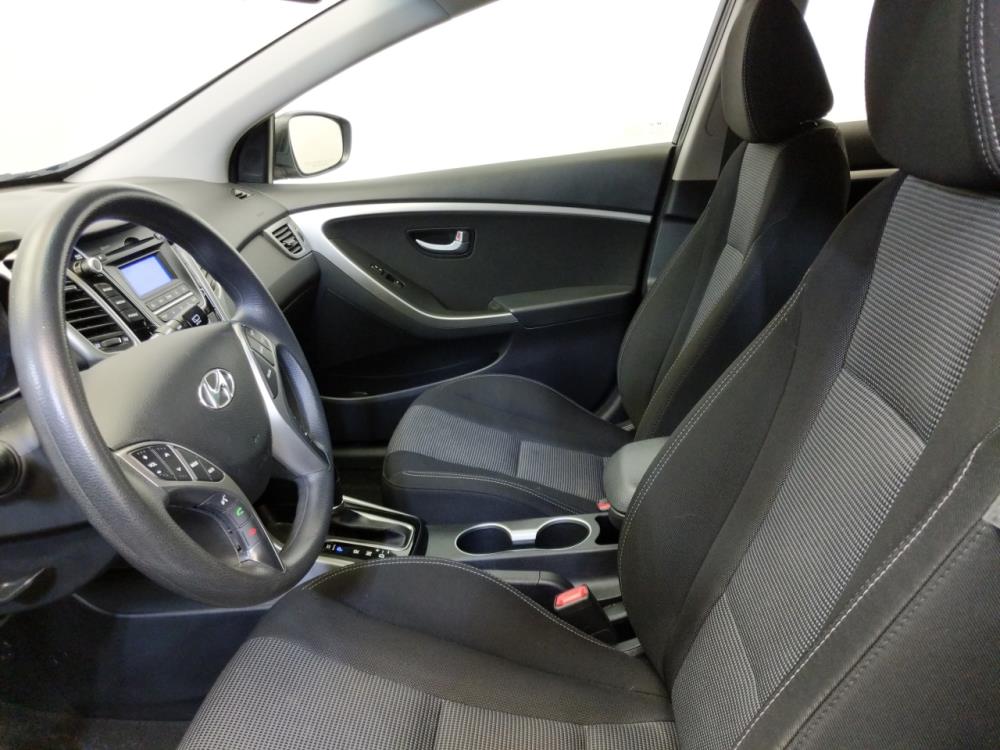 2014 Hyundai Elantra - Driver Front Seat