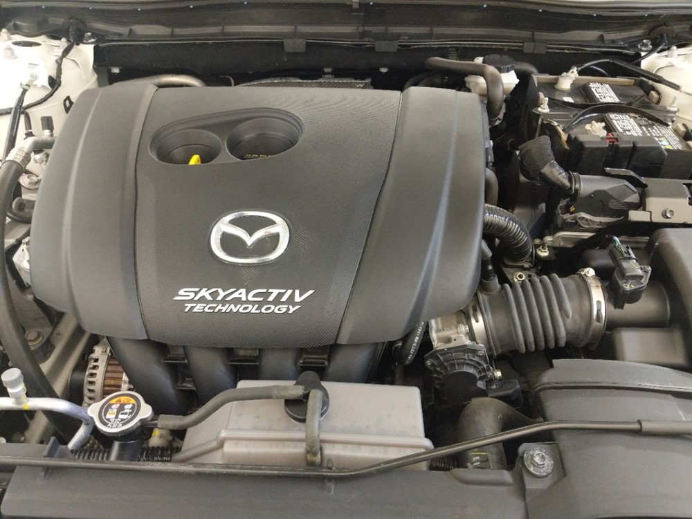 2017 Mazda Mazda3 - Engine