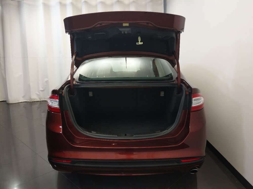 2016 Ford Fusion - Trunk
