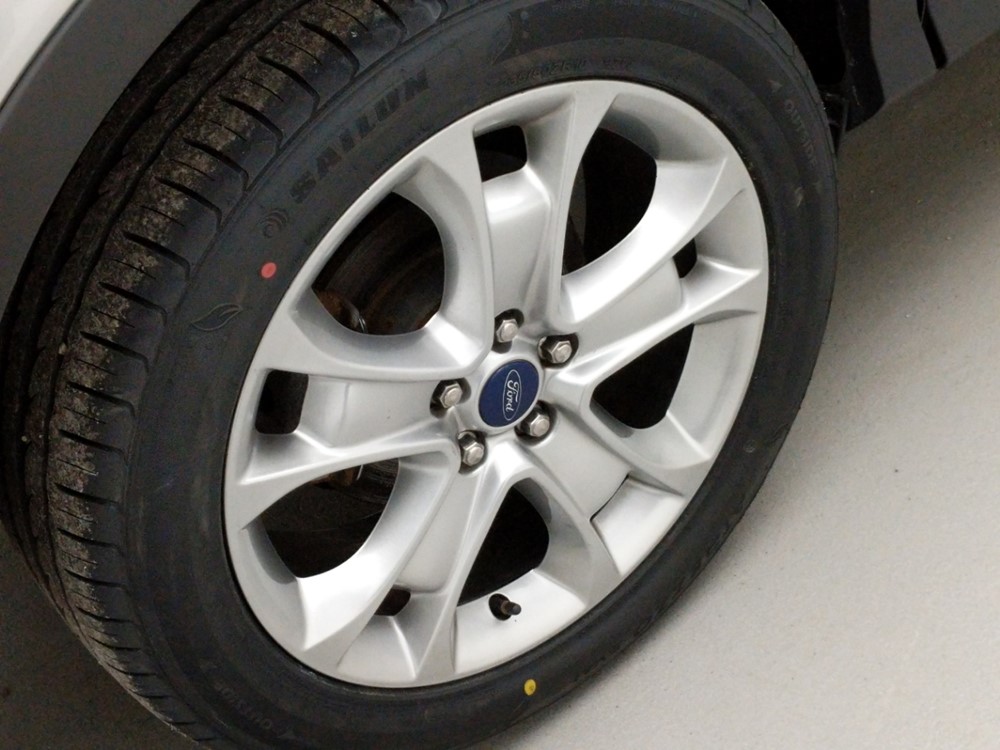 2015 Ford Escape - Wheel