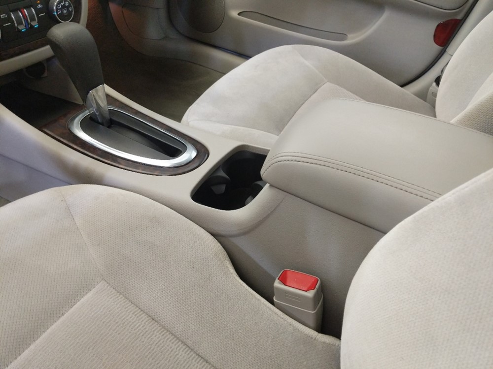 2015 Chevrolet Impala - Center Console/Cup Holders