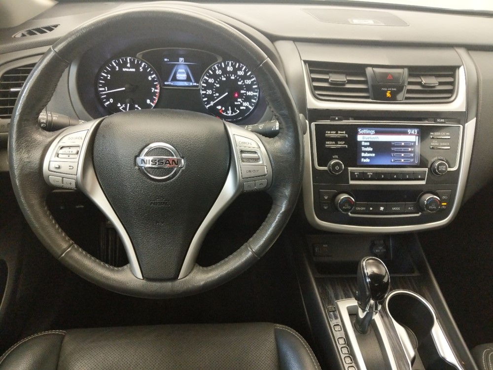 2017 Nissan Altima - Driver Dash