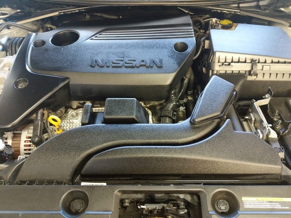 2017 Nissan Altima - Engine