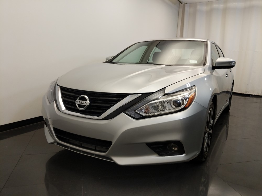2017 Nissan Altima - Driver Front Hood