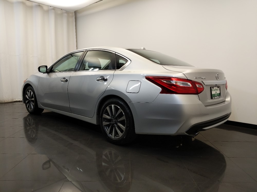 2017 Nissan Altima - Driver Rear Side