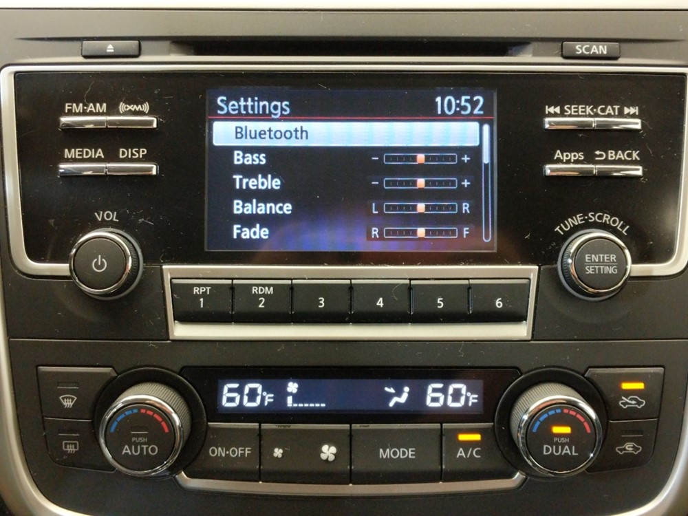2016 Nissan Altima - Stereo Package