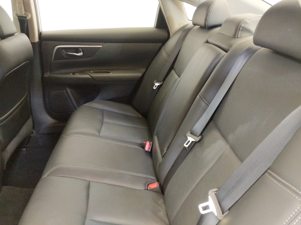 2016 Nissan Altima - Driver Rear Seat