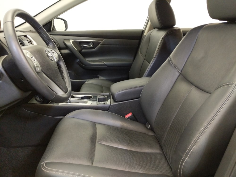 2016 Nissan Altima - Driver Front Seat