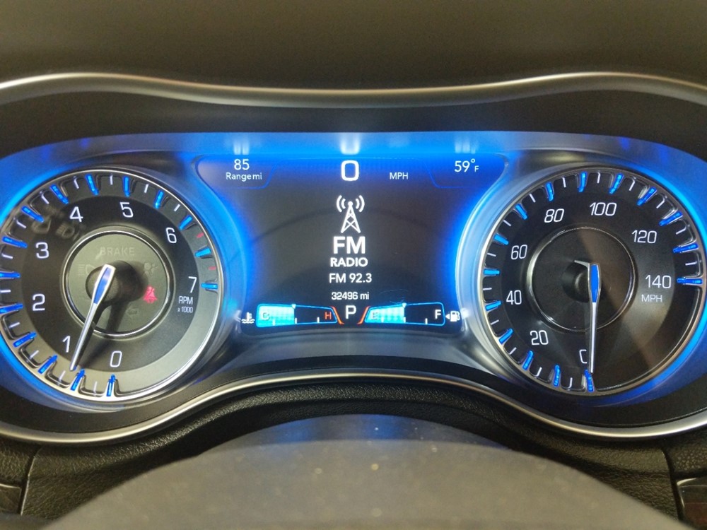 2017 Chrysler 300 - Odometer Close Up