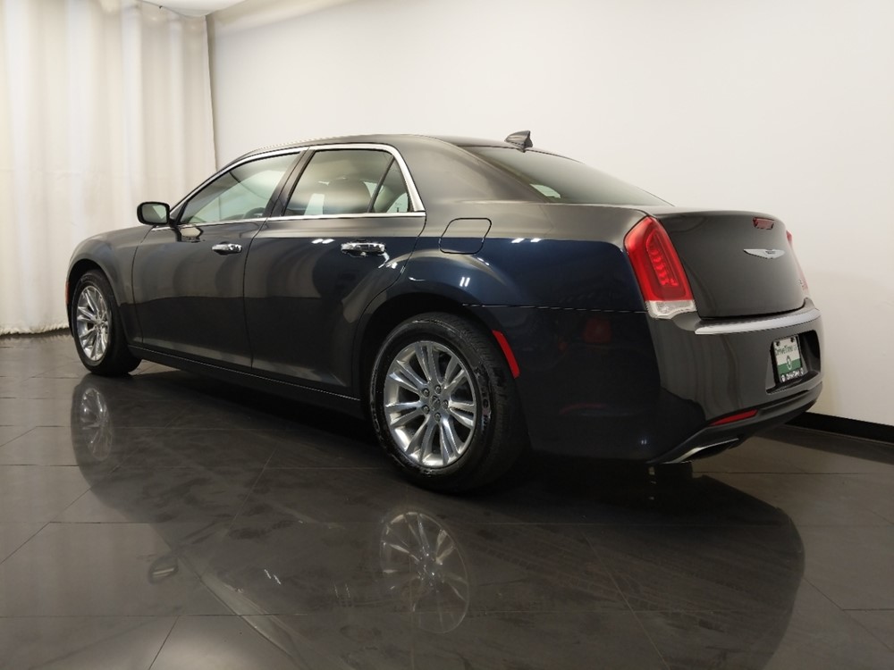 2017 Chrysler 300 - Driver Rear Side