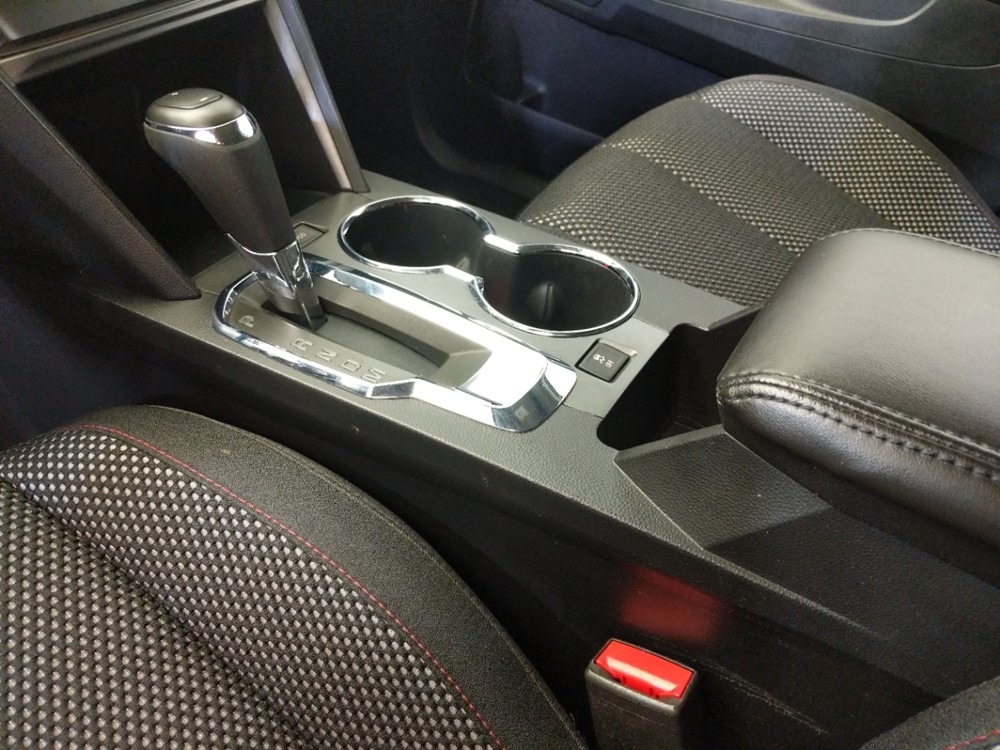 2016 GMC Terrain - Center Console/Cup Holders
