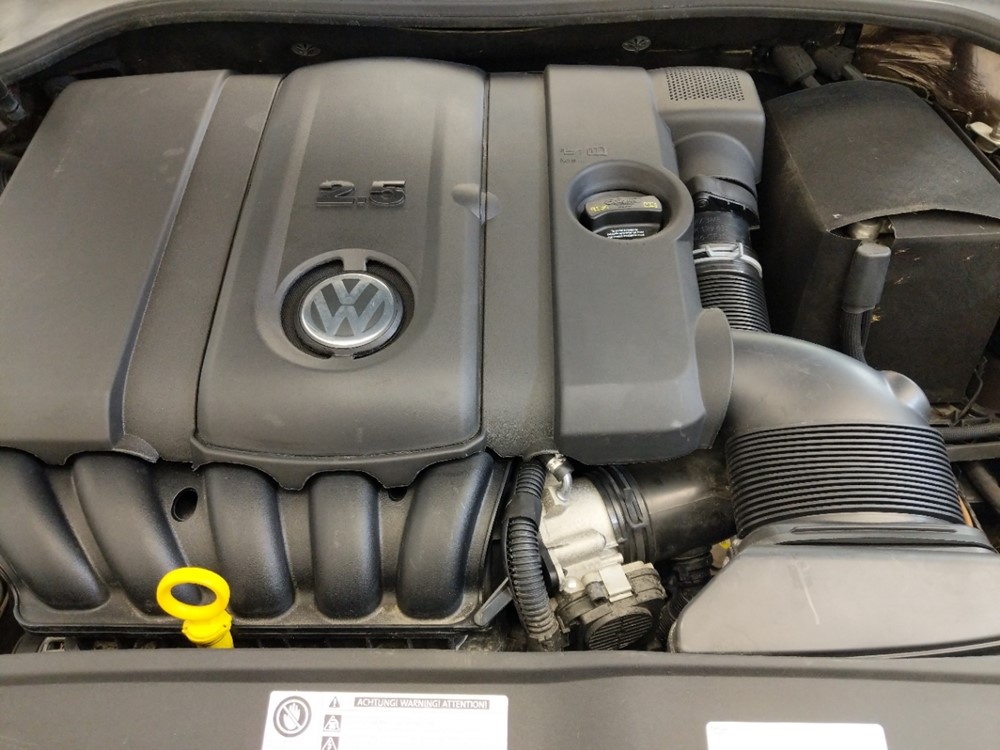 2014 Volkswagen Jetta - Engine