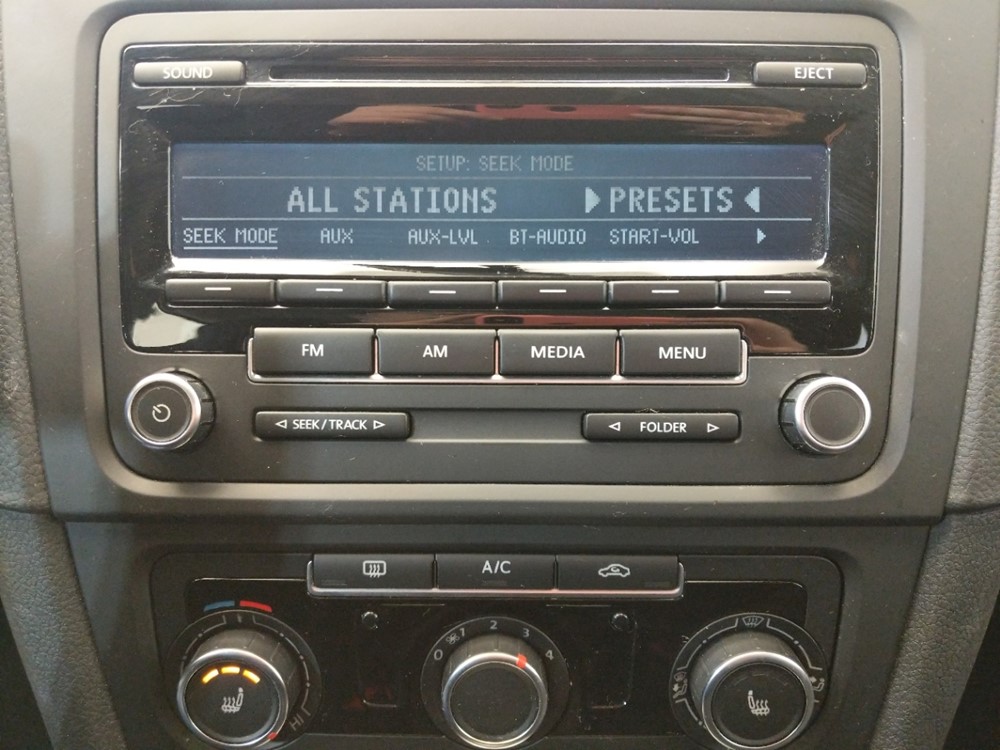 2014 Volkswagen Jetta - Stereo Package