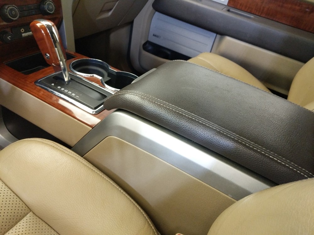 2010 Ford F-150 - Center Console/Cup Holders