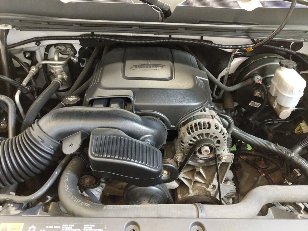 2013 Chevrolet Silverado 1500 - Engine
