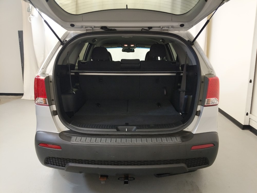 2013 Kia Sorento - Trunk