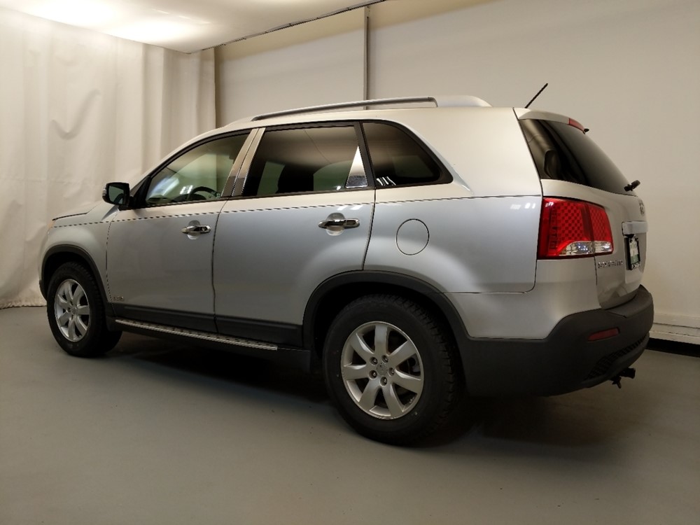 2013 Kia Sorento - Driver Rear Side