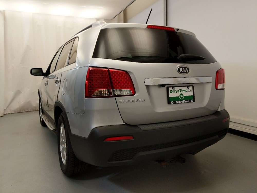 2013 Kia Sorento - Driver Rear Trunk