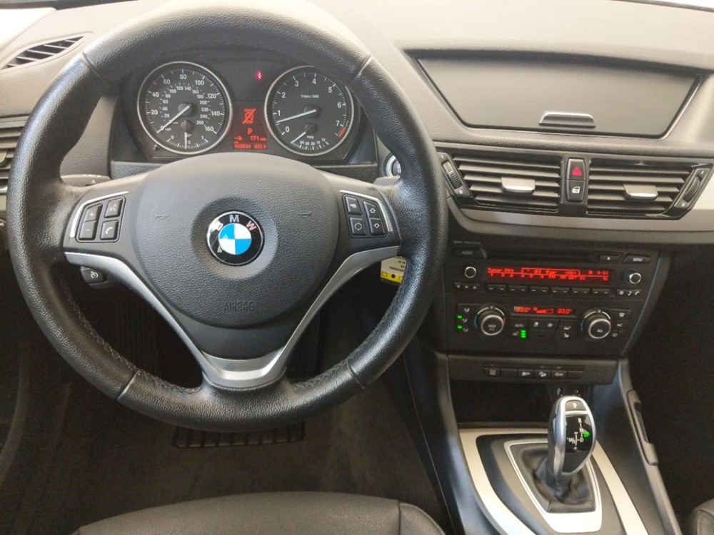2015 BMW X1 - Driver Dash