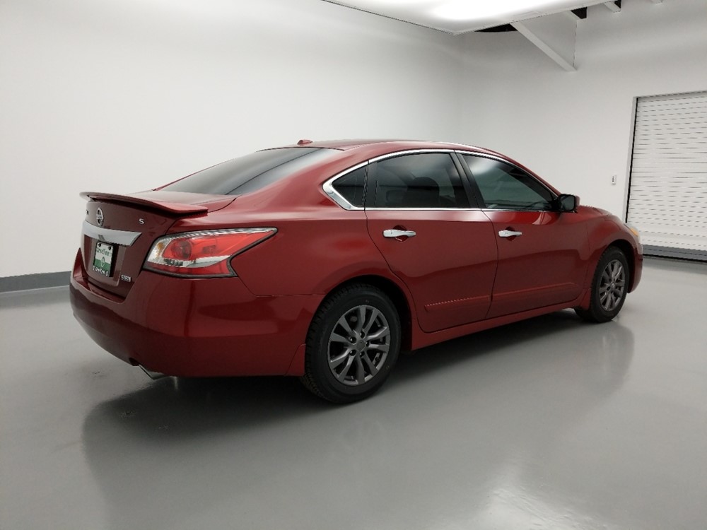 2015 Nissan Altima - Passenger Rear Side