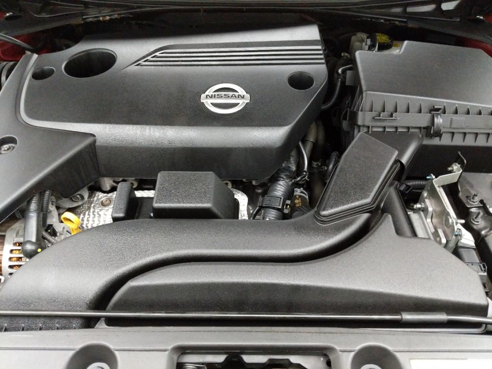 2015 Nissan Altima - Engine