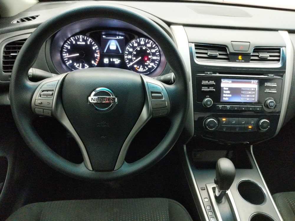 2015 Nissan Altima - Driver Dash