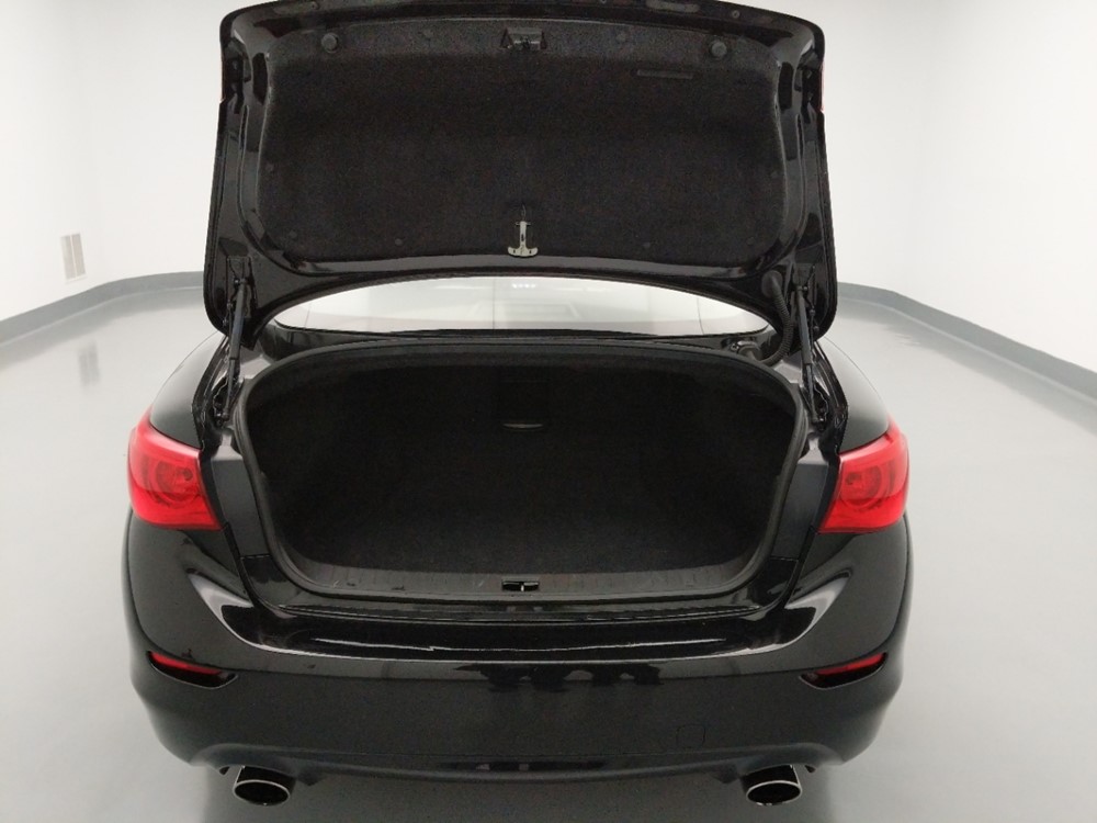 2017 INFINITI Q50 - Trunk