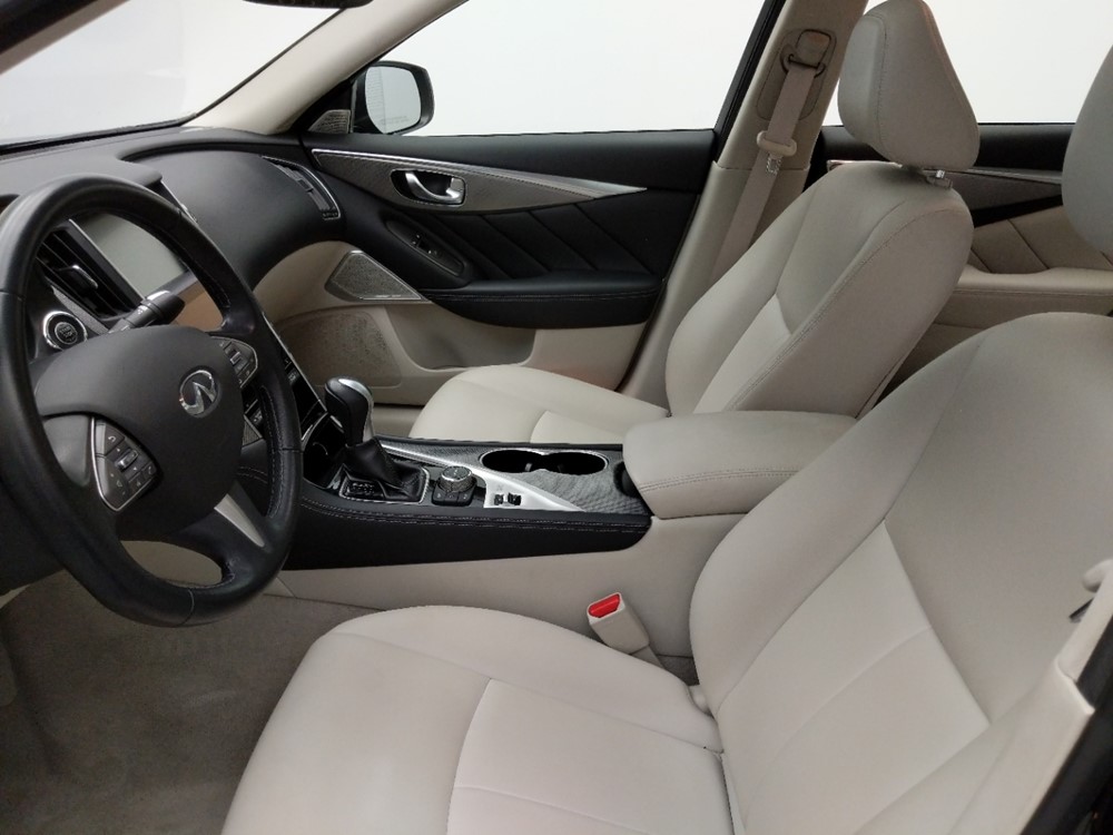 2017 INFINITI Q50 - Driver Front Seat