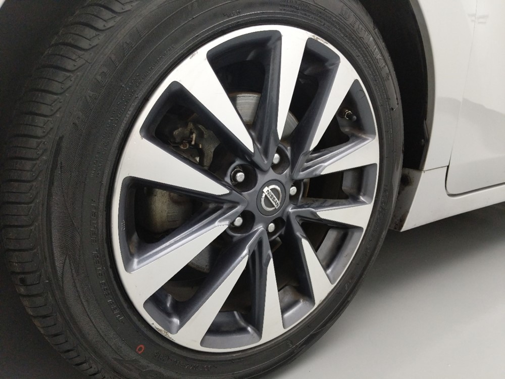 2017 Nissan Altima - Wheel
