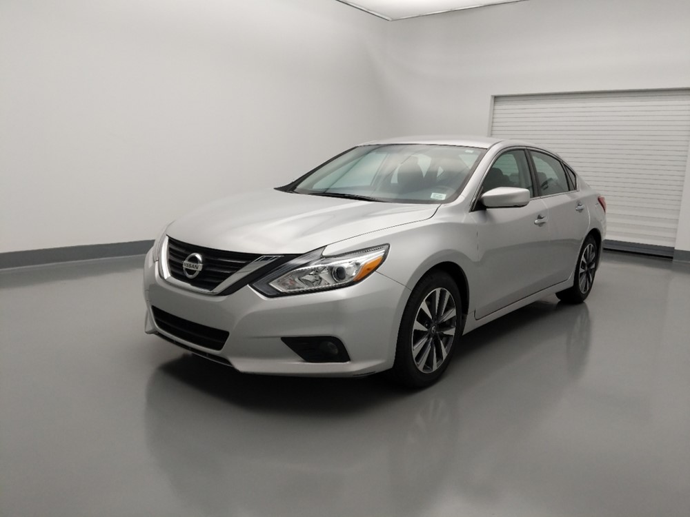 2017 Nissan Altima - Driver Front Bumper