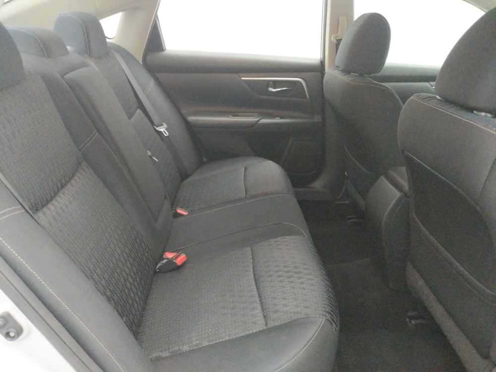 2017 Nissan Altima - Passenger Rear Seat