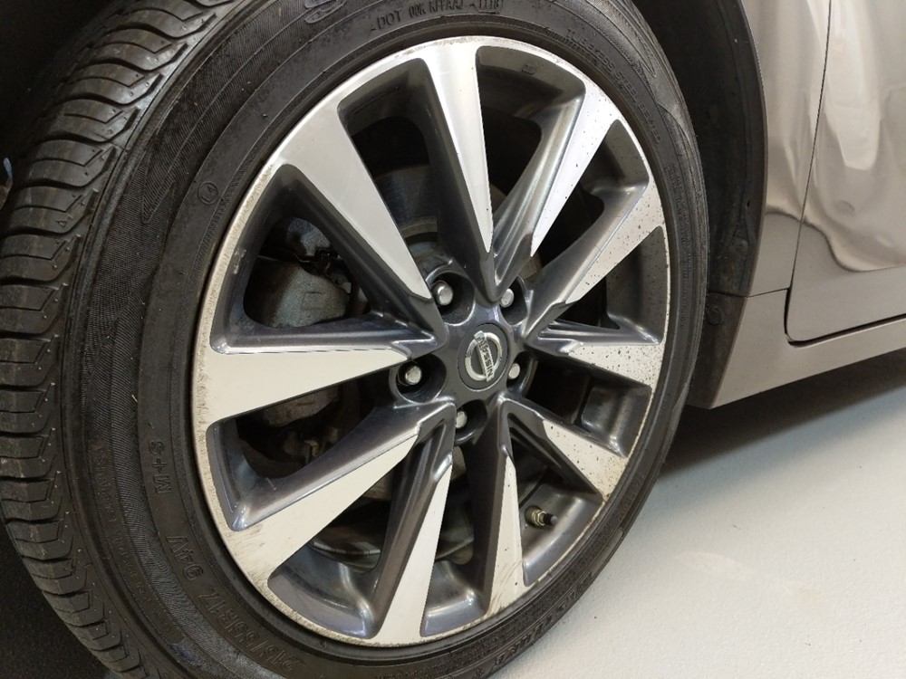 2017 Nissan Altima - Wheel