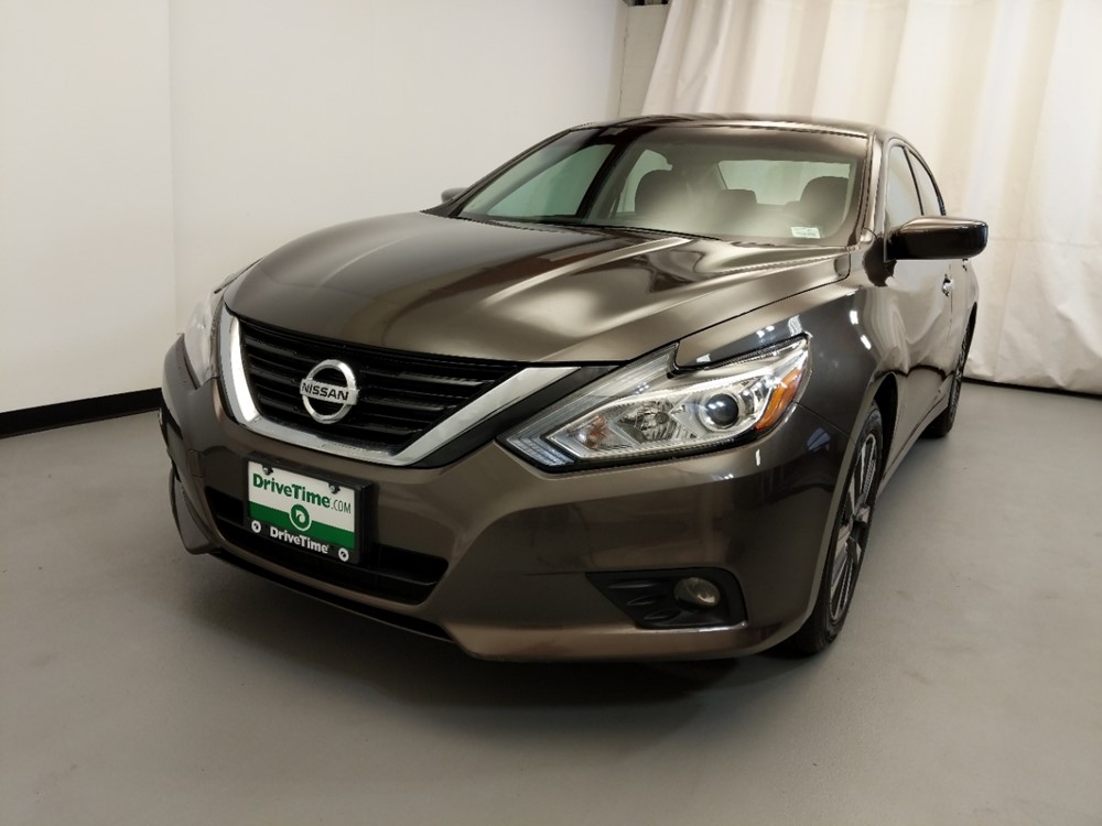 2017 Nissan Altima - Driver Front Hood