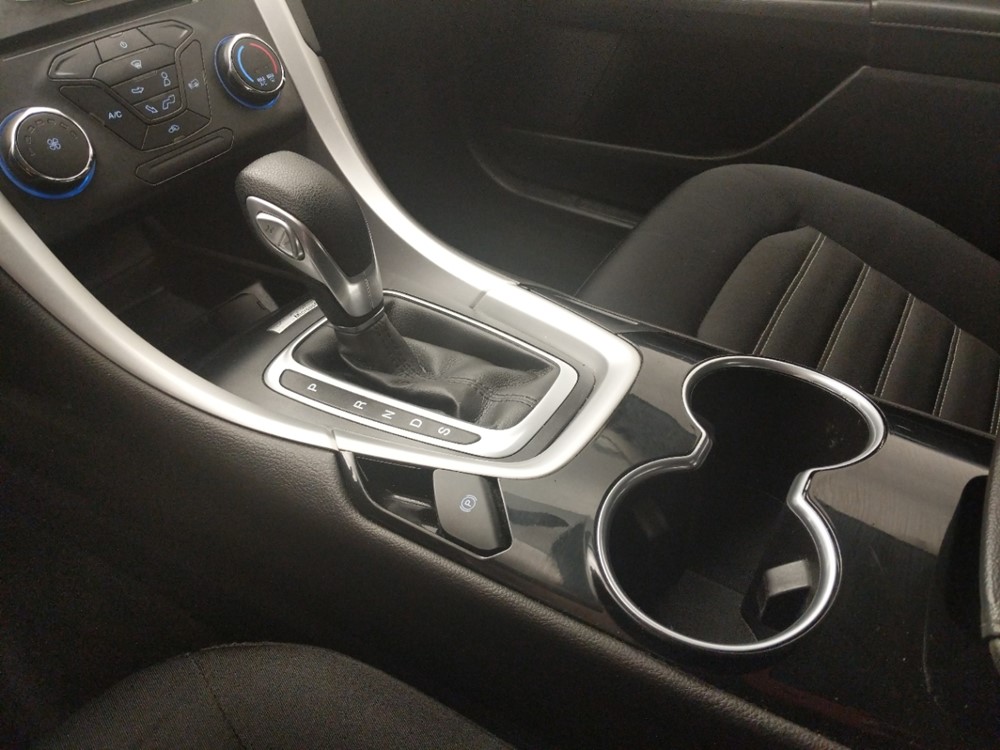 2015 Ford Fusion - Center Console/Cup Holders