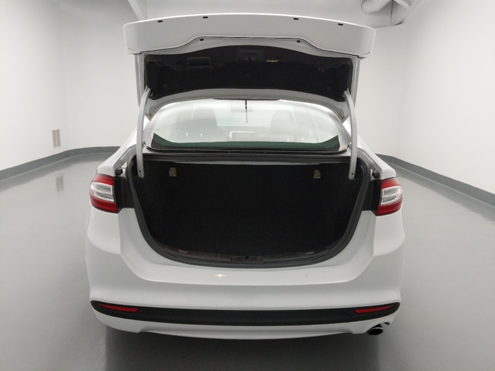 2015 Ford Fusion - Trunk