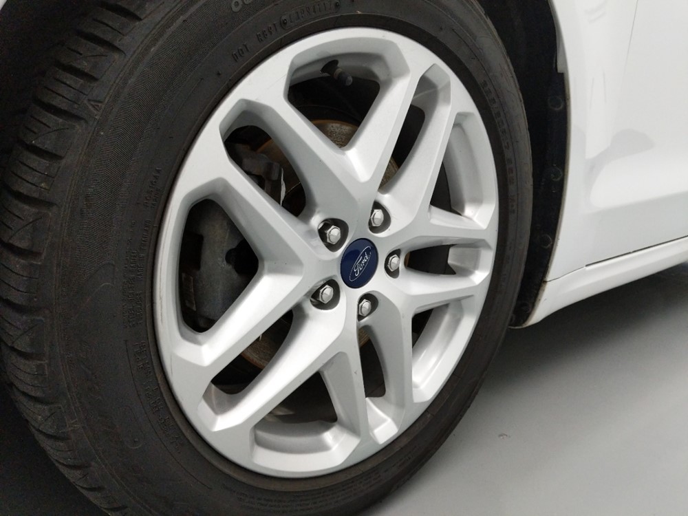 2015 Ford Fusion - Wheel